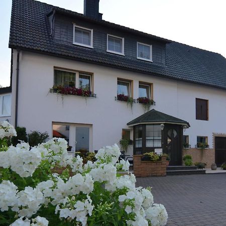 Modern Holiday Home Idyllic Setting With Terrace เมเดบาค ภายนอก รูปภาพ