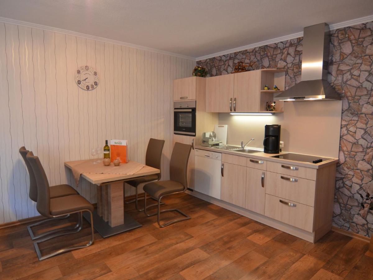 Modern Holiday Home Idyllic Setting With Terrace เมเดบาค ภายนอก รูปภาพ
