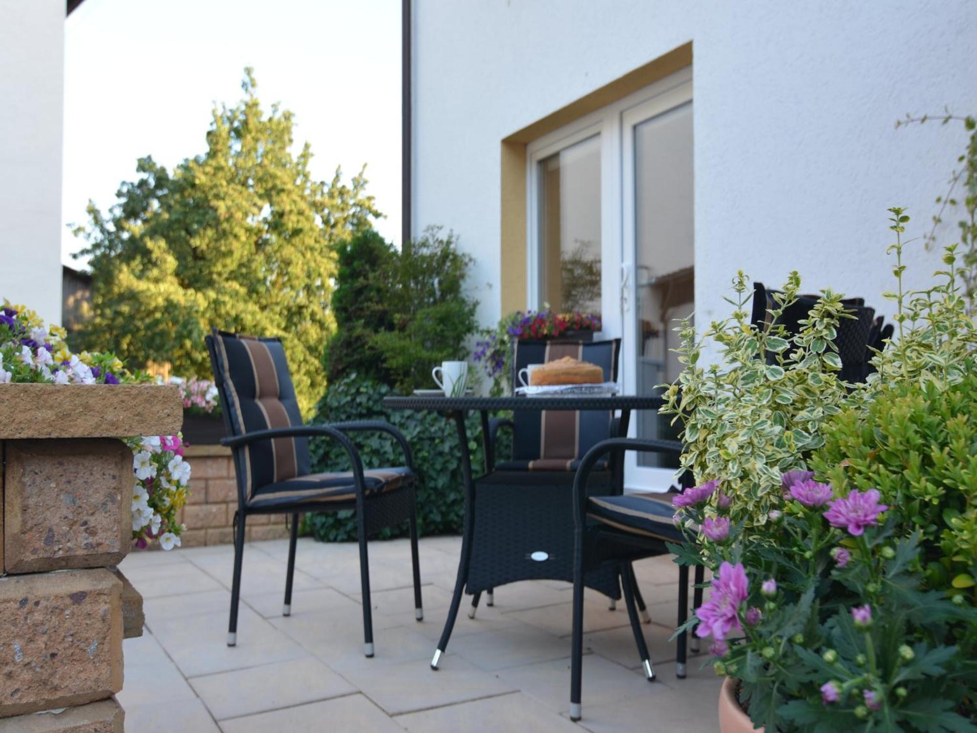 Modern Holiday Home Idyllic Setting With Terrace เมเดบาค ภายนอก รูปภาพ