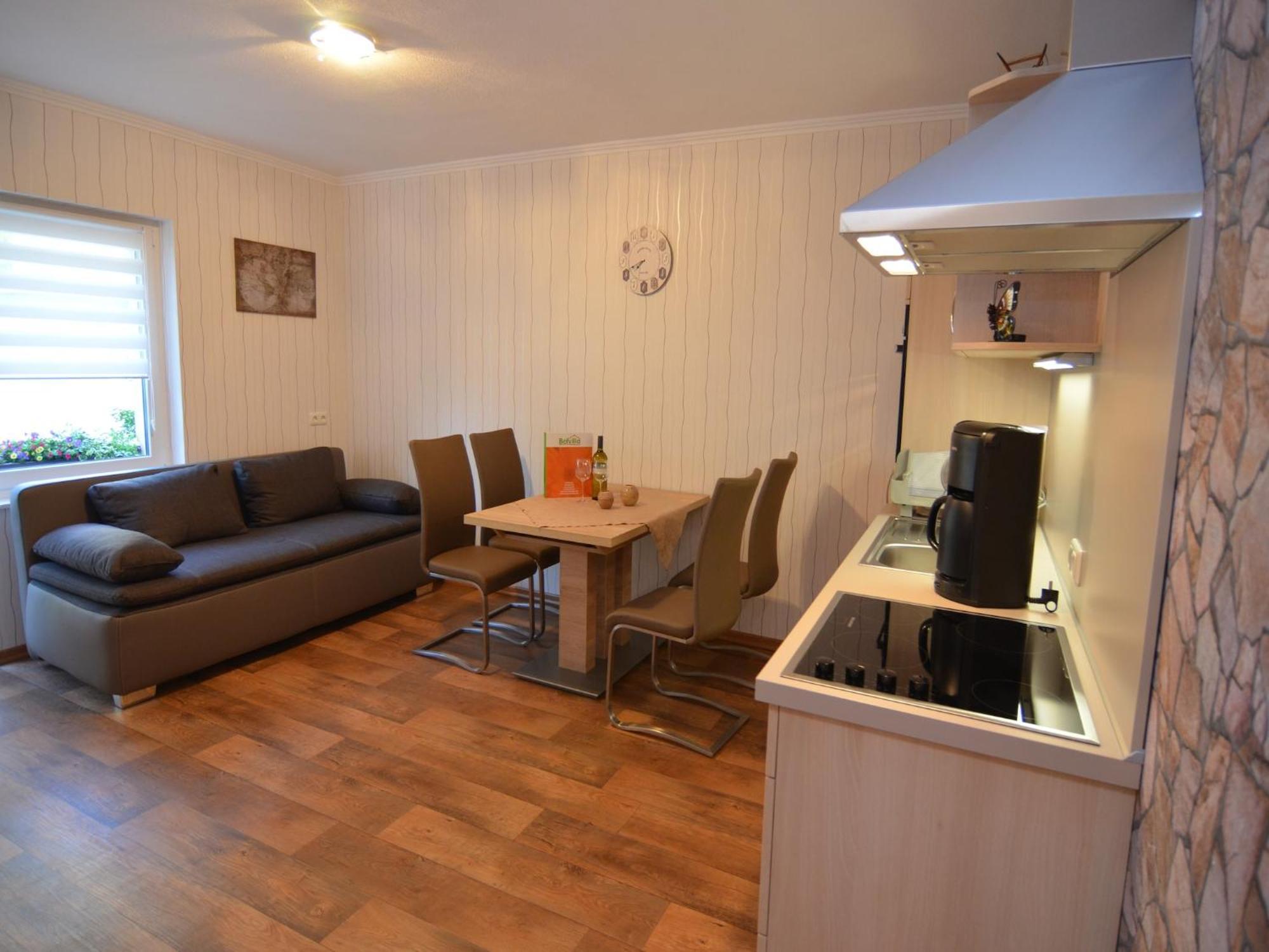 Modern Holiday Home Idyllic Setting With Terrace เมเดบาค ภายนอก รูปภาพ
